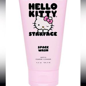 Hello Kitty Starface Space Wash 💫 gentle foaming cleanser